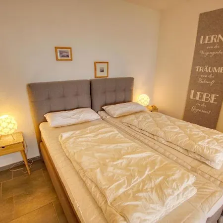- Haus A, App 0a0705 Apartman *