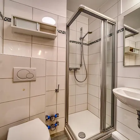 - Haus A, App 0a0705 Apartman *